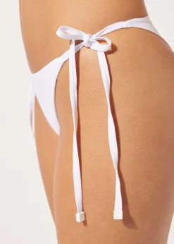 Brasiliana Lacci Costume Indonesia