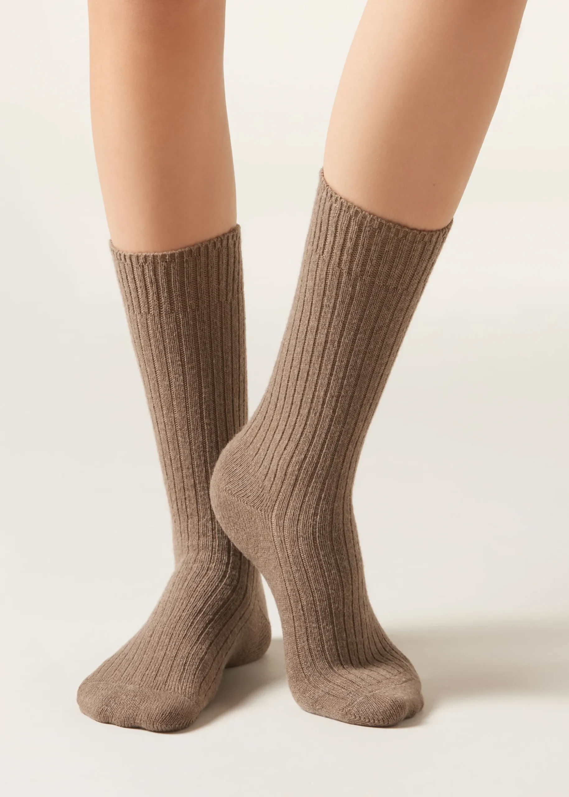 Calzini Corti a Coste con Lana e Cashmere