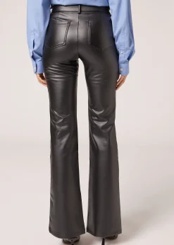 Pantaloni a Zampa Termici Effetto Spalmato